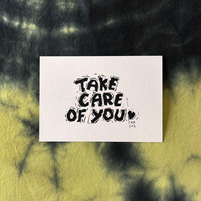 Take care of you, linogravure carte postale par Camille Cauvez